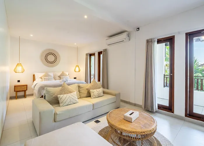 Tuluscoliving 4 Bedrooms And 4 Bathroom Villa Legian